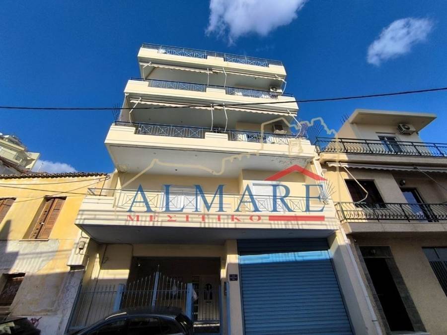 (Προς Πώληση) Κατοικία Οροφοδιαμέρισμα || Πειραιάς/Πειραιάς - 106 τ.μ, 3 Υ/Δ, 210.000€ 
