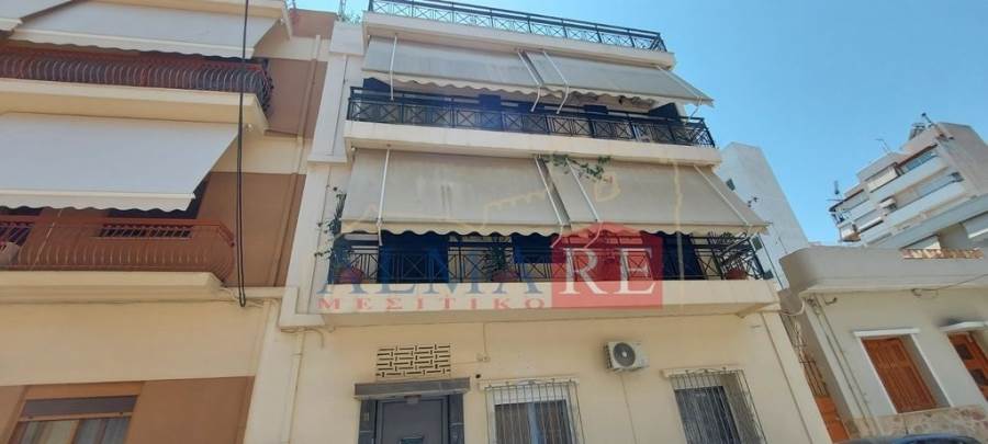 (For Sale) Residential Maisonette || Piraias/Keratsini - 200 Sq.m, 4 Bedrooms, 240.000€ 